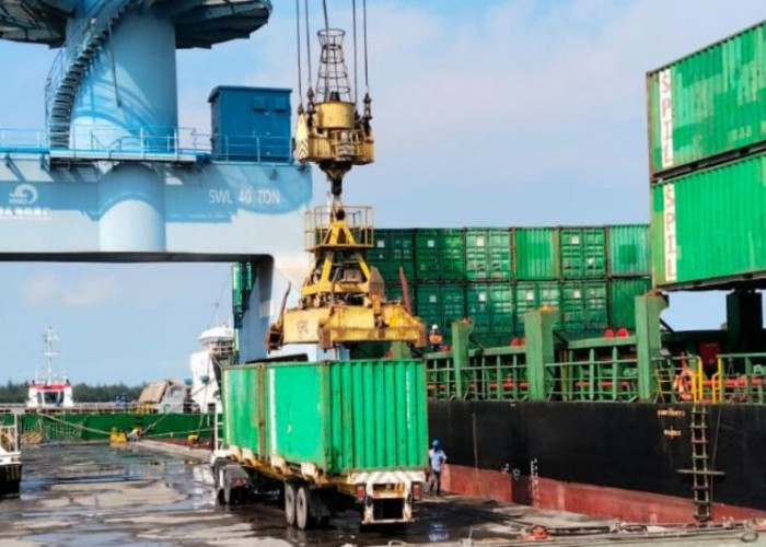 Pelindo Bengkulu Ubah Crane dari Solar ke Listrik, Bongkar Muat Lebih Efisien