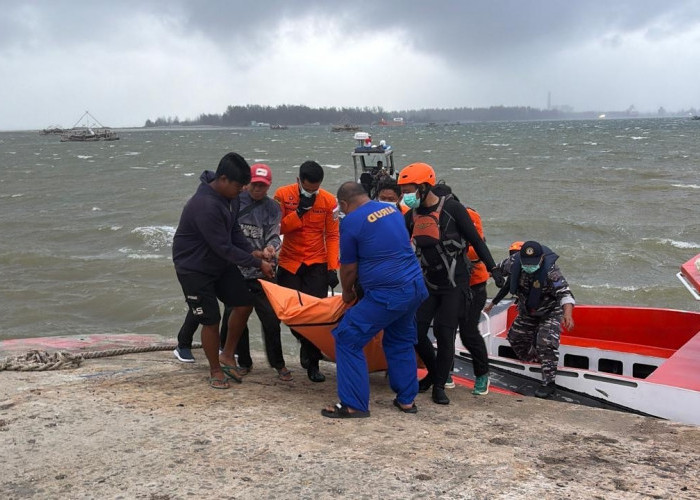 Nelayan Tenggelam di Muara Jenggalu Ditemukan Meninggal Dunia di Lentera Merah, Operasi SAR Ditutup