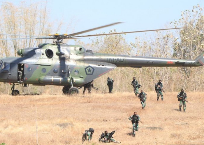 Helikopter Mi-17 dan Bell 412 Diterbangkan ke Sumatera, TNI AD Perkuat Respons Darurat Bencana