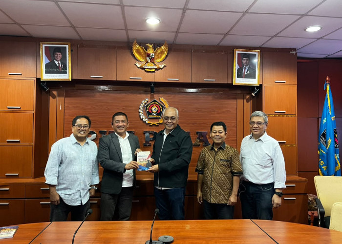 Buku Pengurus PWI Ini Tawarkan Strategi Pulihkan Kepercayaan Publik terhadap Polri
