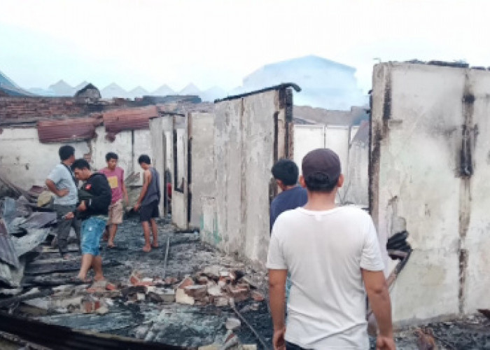 Sempat Terdengar Ledakan Saat Kebakaran, 12 Rumah di Lingkar Timur Beserta Isi Ludes