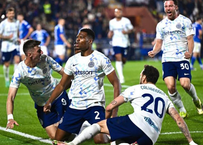 Inter Milan Menang Dramatis 4-3 di Markas Como, Gelar Scudetto Kian Dekat
