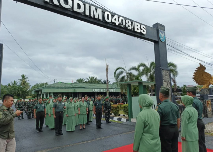 Dandim 0408/BSK Pimpin Acara Pelepasan Anggota Purna Tugas, Berikan Piagam Penghargaan