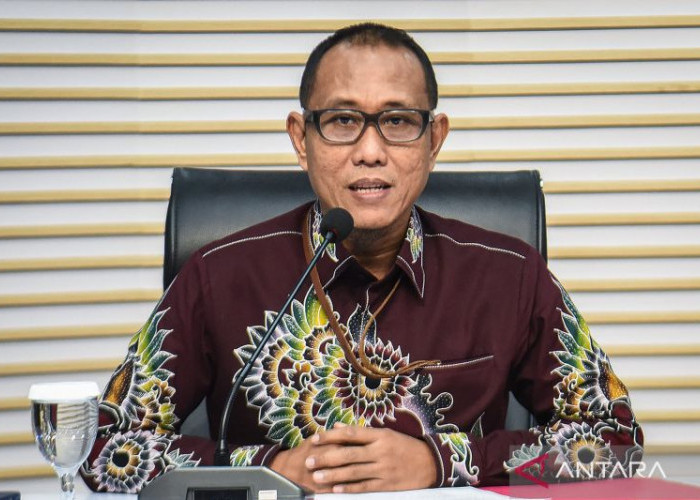 KPK Beber Dugaan Aliran Gratifikasi Rp37,8 Miliar, Eks Sekjen MPR Ma'ruf Cahyono Resmi Ditahan