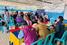 UNIB Perkuat UMKM Desa Lubuk Puar, Ibu Rumah Tangga Dibekali Bisnis Digital dan Manajemen Keuangan