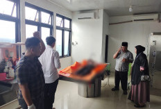 Innalillahi! Diduga Tersengat Listrik, Pemuda Ditemukan Tak Bernyawa di Selokan Belakang Kos