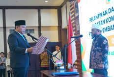Gubernur Helmi Hasan Lantik Andaru Pranata Jadi Komisaris Bank Bengkulu