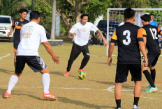Bupati Kaur Gusril Pausi Buka Turnamen Mini Soccer Antar OPD, Diikuti 34 Tim