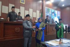 Husnul Khotimah Resmi Dilantik PAW DPRD Kota Bengkulu, Tempati Komisi II