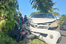 Avanza Seret Motor 20 Meter di Bengkulu, Pengendara Scoopy Alami Patah Tulang