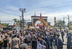 Demo Mahasiswa Bengkulu, DPRD Kosong Picu Kekecewaan Massa