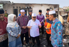 24 Rumah Terbakar di Pasar Minggu Bengkulu, Gubernur Salurkan Bantuan