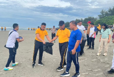Gerakan Indonesia ASRI Satukan Pemprov Bengkulu dan Polda Bersihkan Pantai Panjang