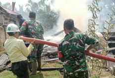 Kebakaran di Mukomuko, Dua Rumah Warga Air Bikuk Ludes Dilalap Api