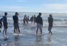 Bocah 13 Tahun yang Tenggelam di Pantai Badri Mukomuko Ditemukan Tak Jauh dari Lokasi Kejadian