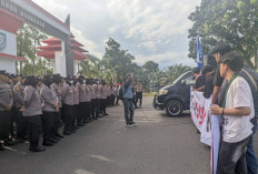 Peringati May Day 2026, Mahasiswa Bengkulu Gelar Aksi di Kantor Gubernur