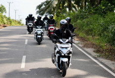 Tips Aman Berkendara Motor Saat Hujan Abu Vulkanik, Jangan Paksa Perjalanan