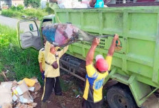Pemkab Mukomuko Anggarkan Rp561 Juta untuk Kesejahteraan Petugas Kebersihan 2026