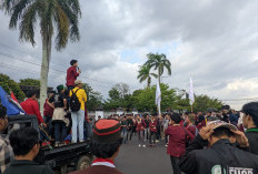 Mahasiswa Demo di DPRD Bengkulu, Soroti Kesejahteraan Guru dan Ketimpangan Pendidikan