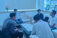 PT Cerano Energi Selaras Dukung Panjat Pinang Massal HUT RI di Bengkulu, Siapkan Pinang dan Hadiah