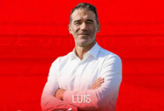 Luis Garcia Plaza Resmi Latih Sevilla di Sisa Musim 2025/2026