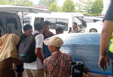 Haru di Bandara Fatmawati Bengkulu, Jenazah PMI asal Kaur Meninggal di Taiwan Dipulangkan