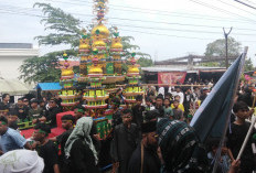 Prosesi Tabut Tebuang, 17 Tabut Imam Diarak Menuju Karbala Simbolik di Kebun Tebeng