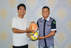 Ketua AFP Bengkulu Serahkan Bantuan Bola Futsal, Sinergi Perkuat Pembinaan Bakat Olahraga WBP Lapas Bengkulu
